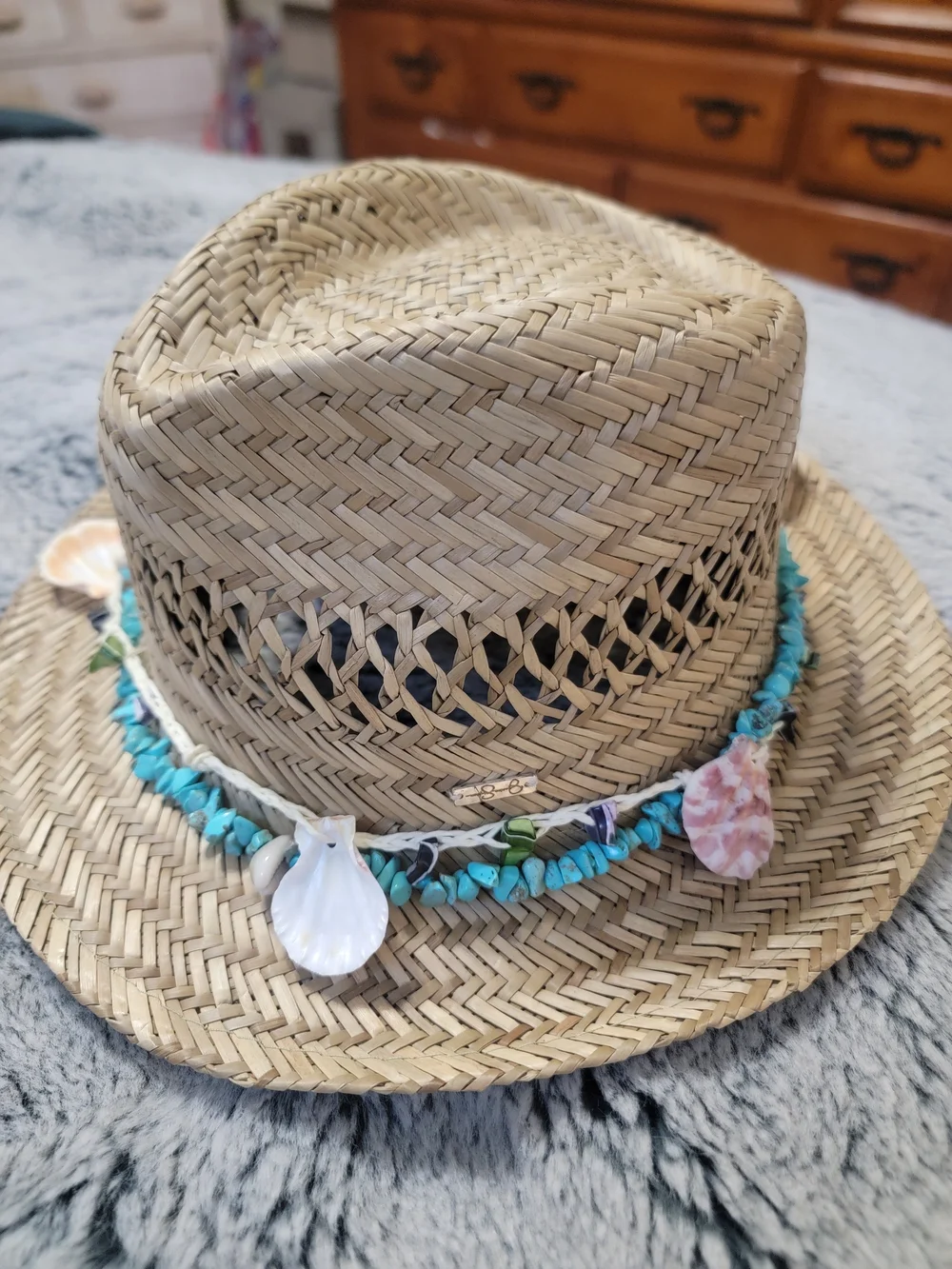 FOUR Fun Summer Hats. Bullhide.Juicy Couture. Jessica Simpson.Betsy Johnson.
